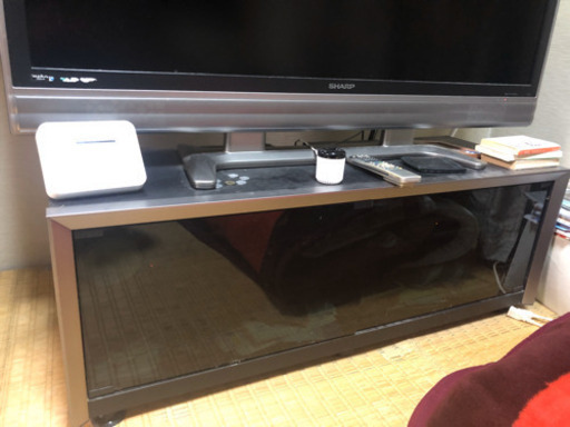 TV台　50インチ乗ります