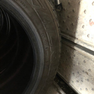 295 45 20 ランクル等に