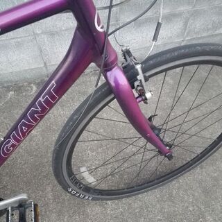 GIANT ジャイアント クロスバイク ESCAPE R3 バイオレット 調整済 配送無料