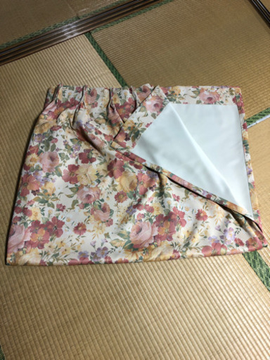 美品！遮光カーテン1枚