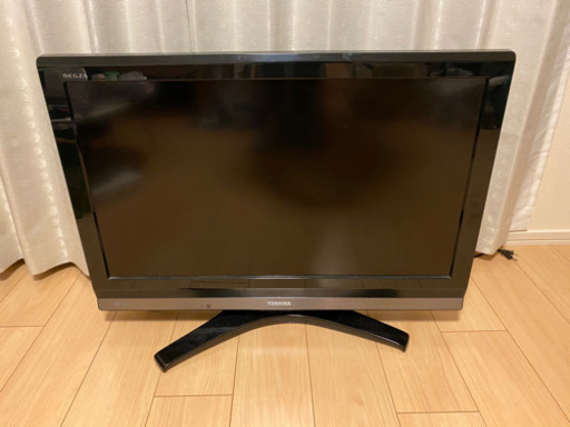 TOSHIBA製録画機能付 32型テレビ　HDD500G内蔵　REGZA