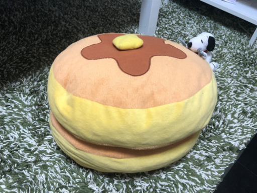 スヌーピーパンケーキ型クッション Kei Ri 東三国のソファ クッション の中古あげます 譲ります ジモティーで不用品の処分