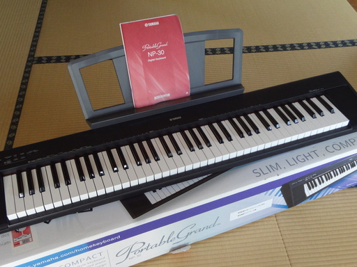 YAMAHA キーボード　電子ピアノ　NP-30 (取引中)