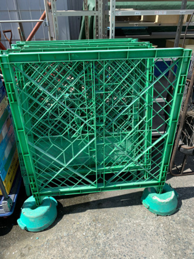 ☆中古品　工事現場のプラスチックフェンス8枚　コンクリート重り付き☆