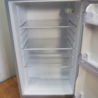 配達設置無料！ SHARP 一人暮らしなどに最適 冷蔵庫 キャスター付 BL23