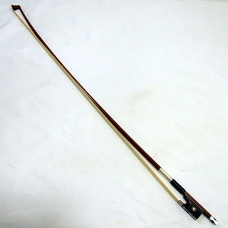 メンテ済み 鈴木バイオリン 大人用 4/4 No330 1977年製 美品 未使用 弓 状態良好 アジャスター内臓型テールピース 搭載 愛知県清須市 手渡し 全国発送対応 中古バイオリン メンテ済み 鈴木バイオリン 大人用 4/4 No330 1977年製 美品 未使用