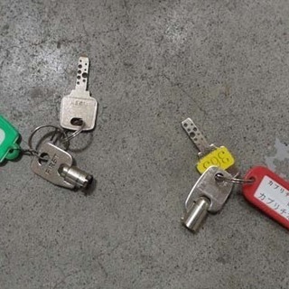 カプセルステーション 本体 上下2段 カギ有 筐体 ガチャガチャ