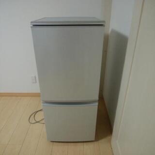 小型冷蔵庫　2011式　冷凍冷蔵庫137ｌt