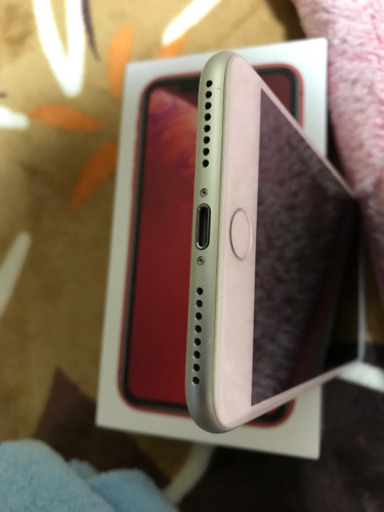 ✴️極美品 iPhone7Plus SILVER SIMフリー