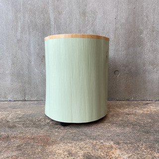 Driade(ドリアデ)の吉岡徳仁デザイン Tokyo Pop バースツール。マット