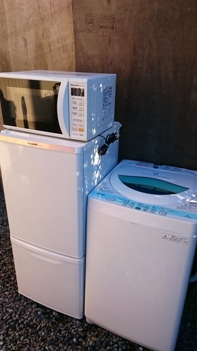商談中!!　3点セット！！パナソニック２ドア冷凍冷蔵庫　NR-B147W-W　2015年制・東芝　全自動洗濯乾燥機　AW-GH5GK(W) 2012年製　ピュアホワイト・パナソニック　TH225-HG　電子レンジ　2013年製