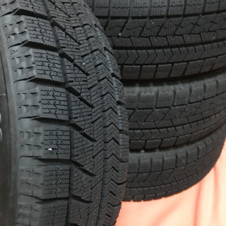 値下げ‼️135-2ブリヂストンVRX155/65R14ダイハツ純正アルミホイール付4本セット14×4.5J +45 2019年製造バリ山イボありBRIDGESTONEスタッドレス