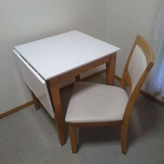 テーブル・椅子セット