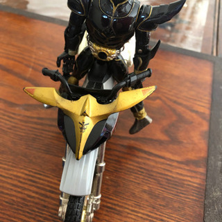 超合金バイク、仮面ライダークウガ