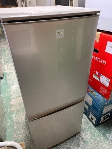 SHARP 2ドア冷凍冷蔵庫　137L 2014年製　中古