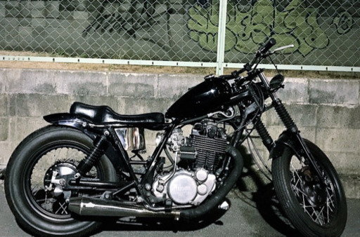 すぐに乗り出し可能！アメリカン仕様SR400
