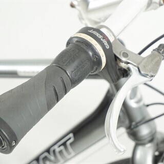 GIANT 「ジャイアント」 ESCAPE R3 2010年モデル クロスバイク 