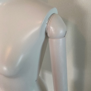 ReBody アパレル店舗用 上半身マネキン トルソー レディース 腕あり