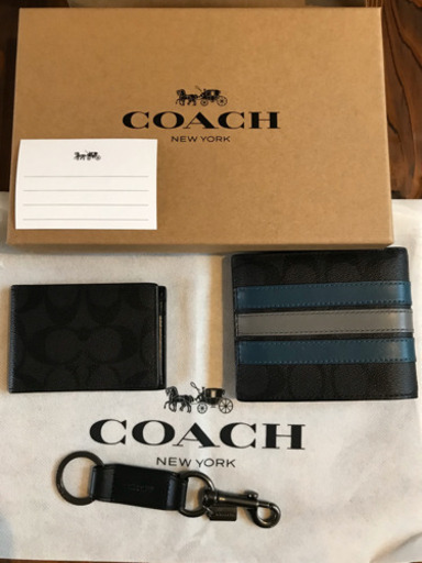 【新品未使用】コーチの財布、キーホルダー、カードケース