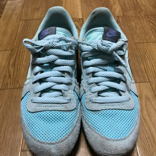 ナイキNIKEスニーカー　23.5