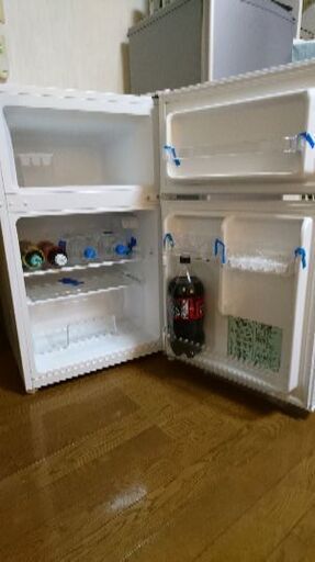 【売り切り御免！】 受け渡し決まりました！美品 90L   2ドア両開き冷凍冷蔵庫 冷蔵庫