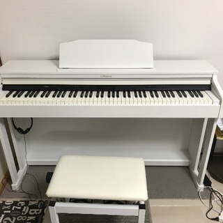 Roland HP601 電子ピアノ　2018年製　