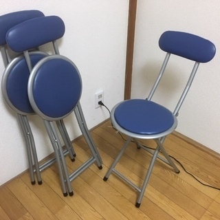 簡易折りたたみパイプ椅子3脚（使用感あり）