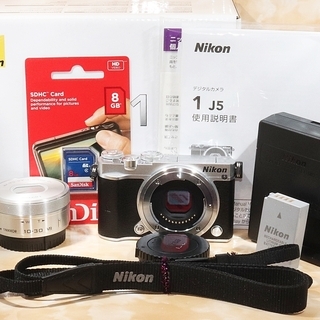 ☆極上美品＆自撮り＆スマホ転送＆新品SDカード☆ニコン J5 パワー  