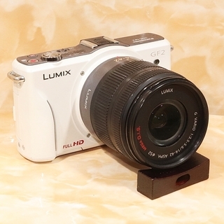 ★極美品＆新品SDカード★パナソニック GF2 レンズキット