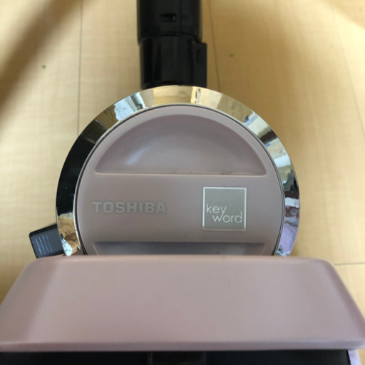 TOSHIBA 掃除機　紙パックなし