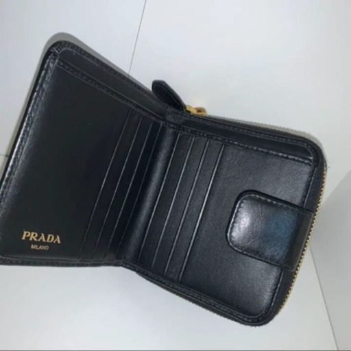 PRADA 財布 vitello move 1ML522