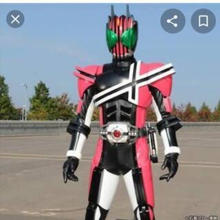 仮面ライダーディケイドのベルト譲って下さい。