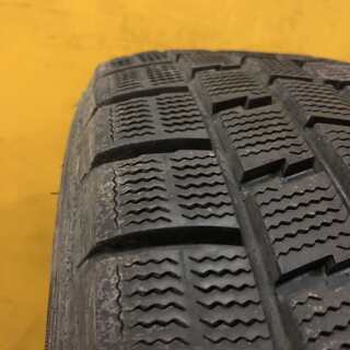 DUNLOP WINTER MAXX WM01 215/60R17 17インチ スタッドレス 4本 2016年製 アルファード ヴェルファイア エリシオン等　(TD282) クレジットカード QR決済可能