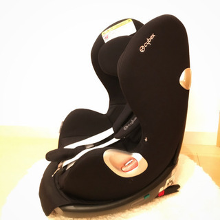 コンパクト■☆cybex サイベックス■回転式チャイルドシート0〜4歳ISOFIX コンパクト□☆cybex サイベックス□回転式チャイルドシート0〜4歳ISOFIX