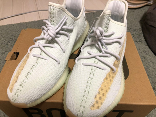 新品！YEEZY BOOST 350V2