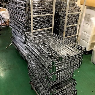 大量まとめて大放出】スチールラック メタルシェルフ 中区大須