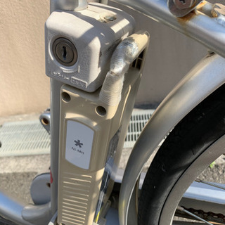 電動自転車26インチ（エネループ）と充電器