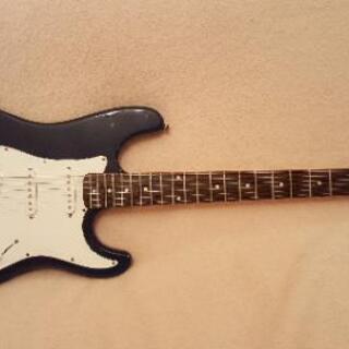 Squier by Fender Bullet ST-type ...