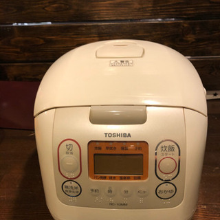 【値下げしました】TOSHIBAの炊飯器　5合 5.5合