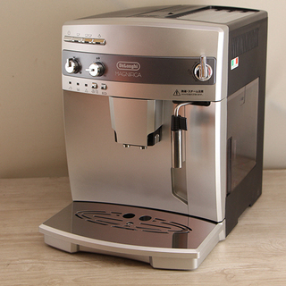 Delonghi 全自動エスプレッソマシンESAM03110S-