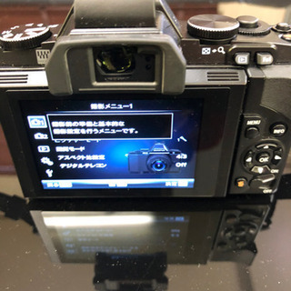 オリンパス　OM-D E-M5