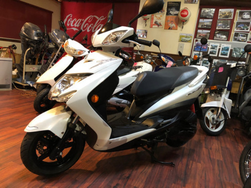 新車気分で乗れます！低走行6704k!ヤマハ シグナスX-SR 新車気分で乗れ