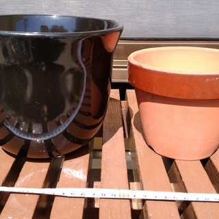 無料　植木鉢　陶器の　2個セット