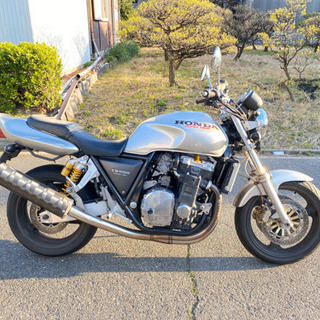 ホンダ CB1000SF SC30 カスタム車 大型バイクに乗り...