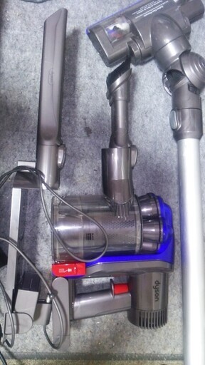 dyson DC35 コードレスハンディクリーナ