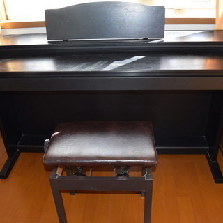 Roland　HP 1800V　椅子付き　デジタルピアノ　低音６...