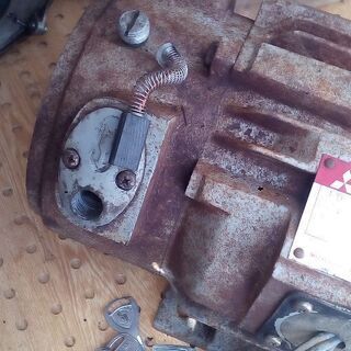 1.5kw100ボルト200ボルトモーター2万円売り発電機？