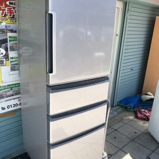 2017年製4ドア冷蔵庫