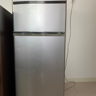 冷蔵庫　2006年式