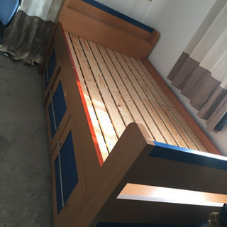 子供用のベッド　檜板